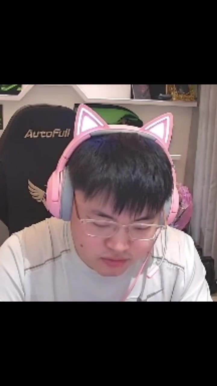 乱开团？Uzi：TES输比赛，Uzi怒斥滔博上热搜了？我没说重话啊？