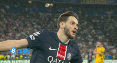 😀欣喜若狂！巴黎4球领先国米，恩里克跳起挥拳庆祝